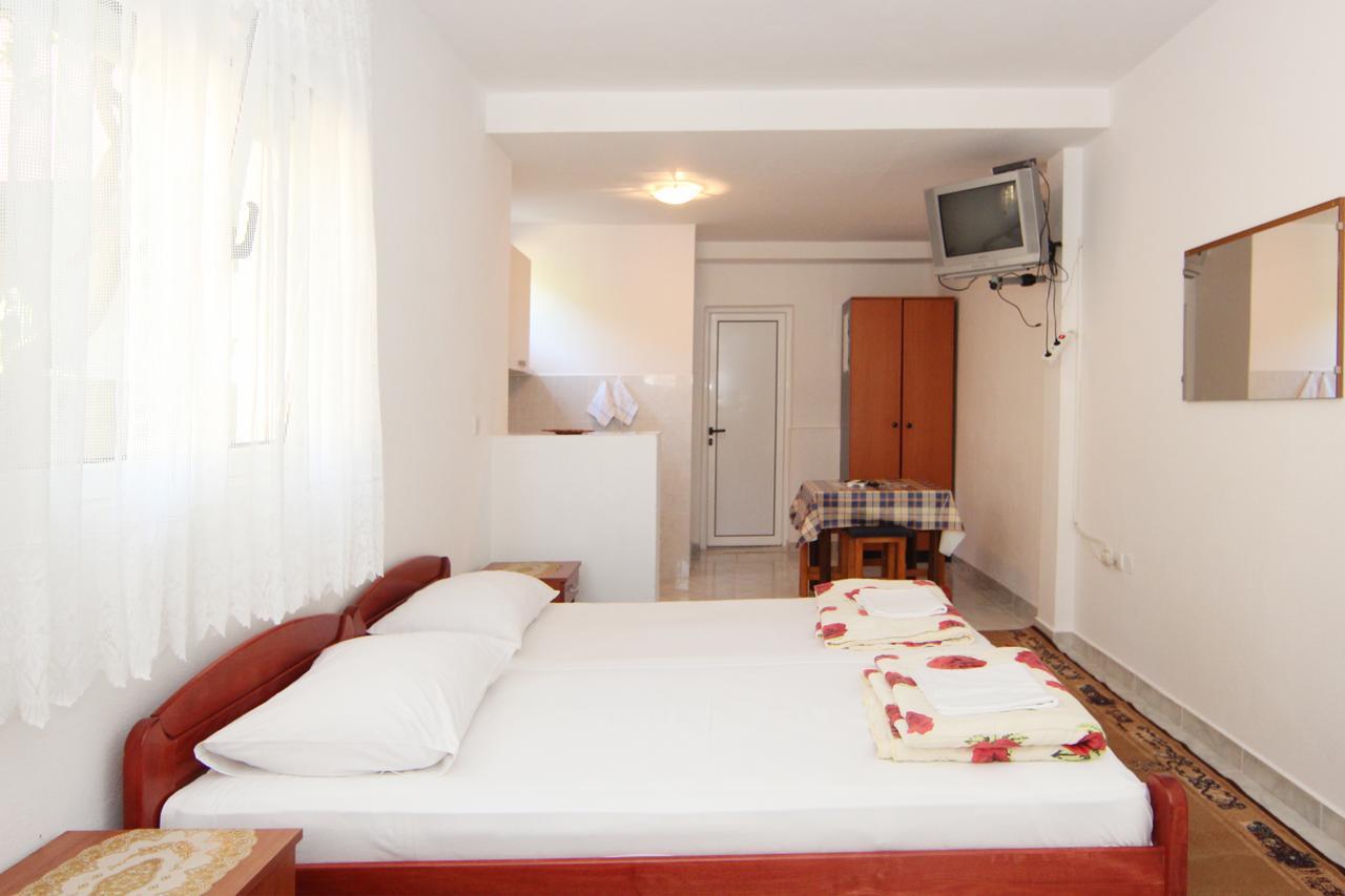 D&R Boreta Apartments บุดวา ภายนอก รูปภาพ